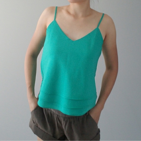 Aritzia Talula light purple summer flowy top size XS - Picture 3 of 3